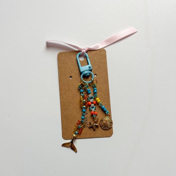 Handmade Beach Beaded Keychain - Picture 1 of 3